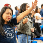 Les cultes du soir et leurs fins tardives : une source de conflit dans les foyers chrétiens